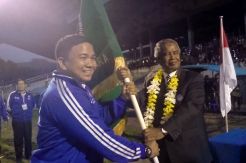 Djohar Arifin lantik pengurus PSSI Sulut
