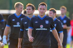 John Terry tutup pintu kembali ke timnas Inggris