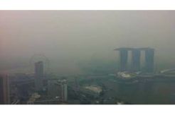 Kabut asap ganggu penerbangan di Padang