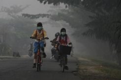 Imbas asap kiriman, 43 ribu siswa di Padang libur sekolah