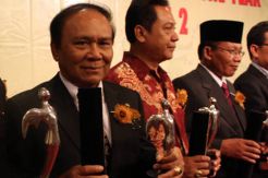 Ketum KONI Jabar bangga terima KONI Award