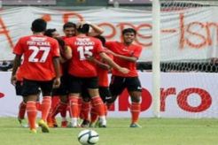The Jak desak Persija