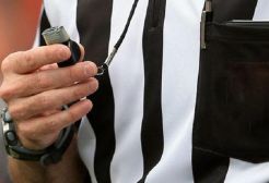 Seorang wasit tewas setelah dikeroyok suporter