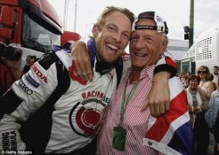 Button jalani seri pembuka tanpa pelukan sang Ayah