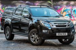 Wajah baru Isuzu D-Max Blade di Inggris