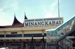 20 penerbangan di Bandara Minangkabau dibatalkan
