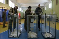 Referendum Crimea dimulai