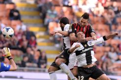 Milan tersungkur di San Siro