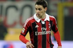Madrid tertarik datangkan bek muda AC Milan