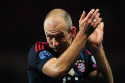 Robben teken kontrak baru hingga 2017