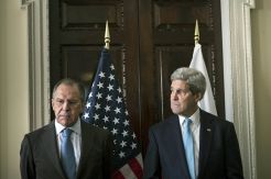 Kerry & Lavrov akan bicarakan krisis Ukraina di Den Haag
