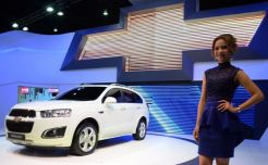 Chevrolet Captiva 2014 debut di Thailand