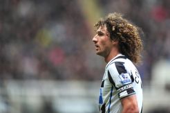 Pardew rayu Coloccini tetap bertahan