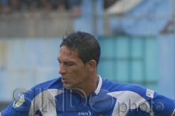 Produksi gol Alves macet, pelatih tetap salut