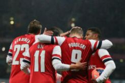 Pires: Arsenal wajib beli striker baru