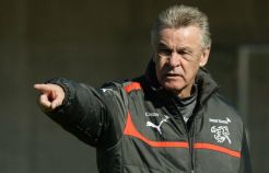 Hitzfeld jagokan Bayern juara Liga Champions