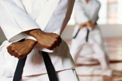 Satu emas dikantongi, karateka Jatim kejar dua lagi