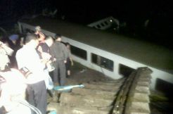 50 meter bantaran rel ikut masuk ke jurang