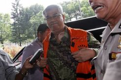 Kasus Akil, Budi & Romi segera jadi tersangka