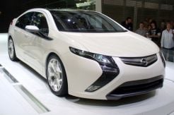 Opel siap bikin mobil murah bertenaga listrik