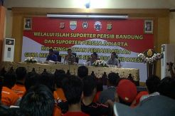 Bobotoh-The Jak islah, Arema ngiler