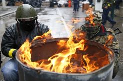 Tegang, jet tempur & 40.000 pasukan Rusia dekati Ukraina