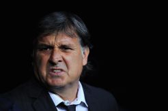 Martino kesulitan ubah gaya main Barca