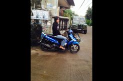 Perempuan ini mengojek demi anaknya yang menderita lupus