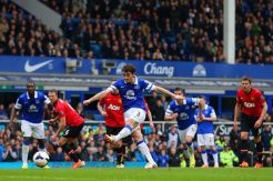 United dipermalukan Everton dua kali