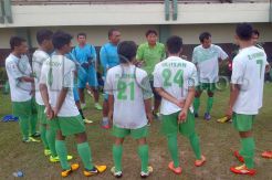 Burung Sumatera mencari tumbal