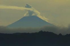 Gunung Slamet terus diguncang gempa