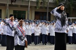 Demonstran desak pemerataan guru di daerah terpencil
