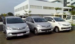 Penjualan Xenia merosot 32 persen