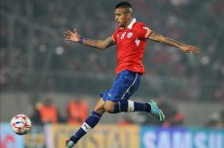 Khawatir batal ke Brazil, Vidal jalani operasi