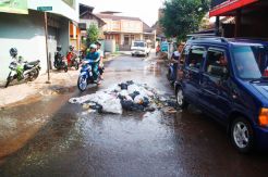 Ini penyebab terjadinya tumpukan sampah di Garut