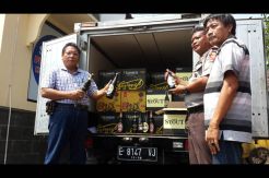 Polisi sita 840 botol miras aneka merek