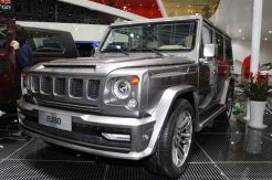 Beiqi BJ80 tiruan mobil mewah Mercedes-Benz G-Class