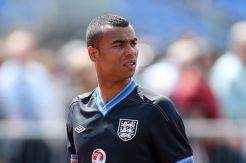 Ashley Cole putuskan pensiun dari Timnas Inggris