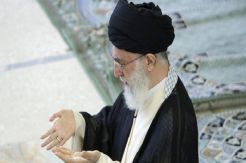 Ditekan batasi produksi rudal, Khamenei sebut Barat tolol