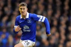 Chelsea Tertarik Datangkan Bek Muda Everton