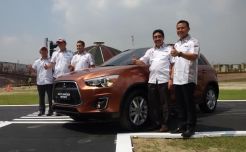 New Outlander Sport Resmi Meluncur