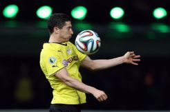 Lapar Gelar Jadi Alasan Lewandowski Pindah ke Bayern