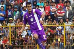 Persis Bingung Pilih Argentina atau Iran