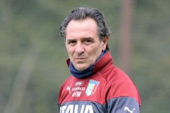 Prandelli Resmi Perpanjang Masa Bakti Latih Azzuri