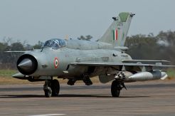 Jet Tempur India Jatuh,...