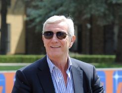 Lippi Kunjungi Tempat Latihan Italia