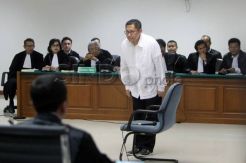 Yulianis Ikut Bantah Dakwaan Terhadap Anas Urbaningrum