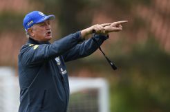Scolari Tak Puas Lihat Sesi Latihan Brazil