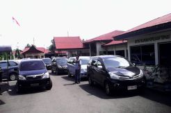 6 Mobil Hasil Penggelapan Diamankan di Mapolres Bone