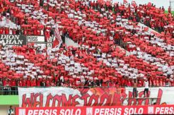 Pecundangi Persitema, Persis Kokoh di Puncak